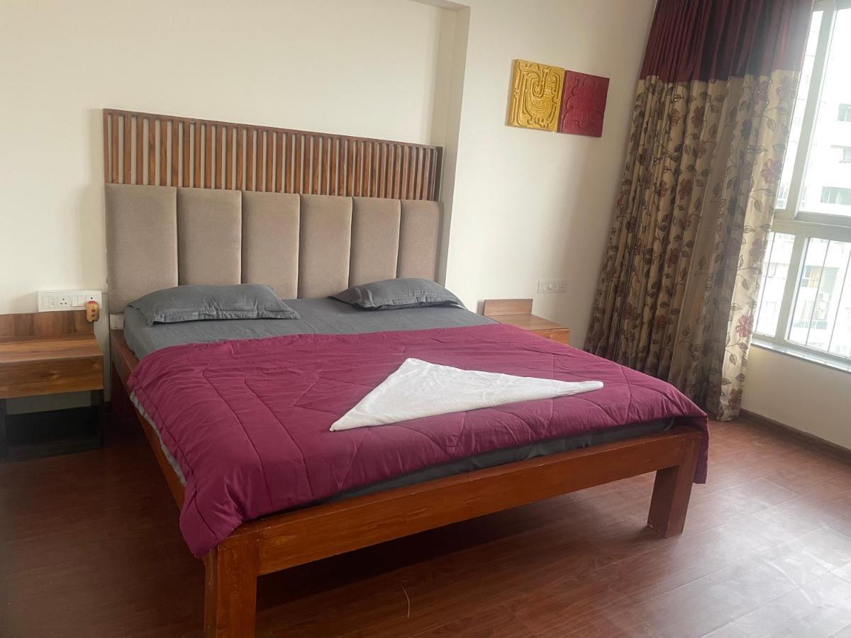 Royal Nest Premium Hotel Pune Exterior foto